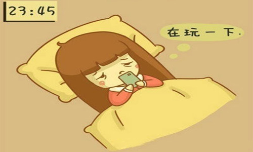 深夜手機黨，當心視力健康，建議貼防藍光膜